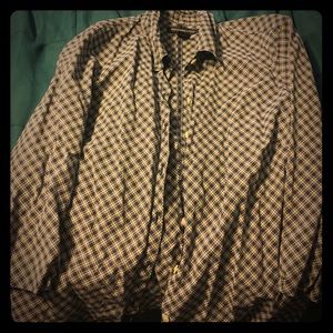 3/4 sleeve button up shirt